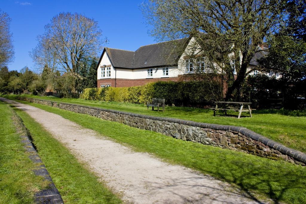 Heywood Hall Denstone Kültér fotó